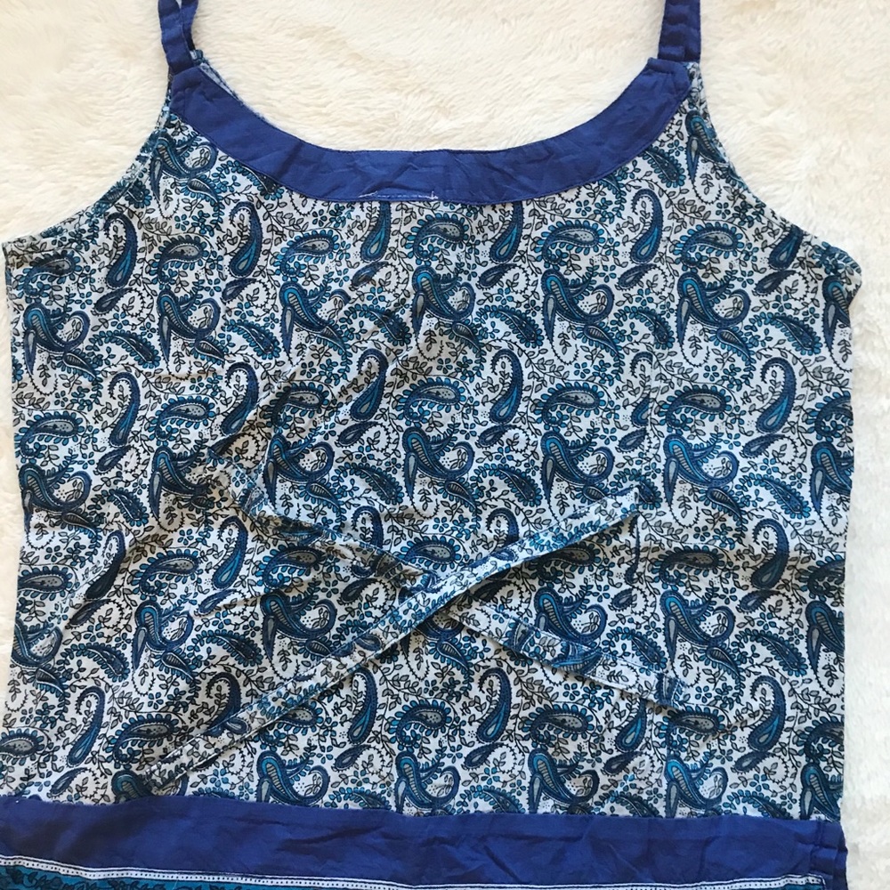 Patterned Tank Top - Picture 3 of 3